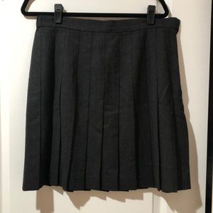 Talbots Charcoal Grey Wool Skirt. Size 16P